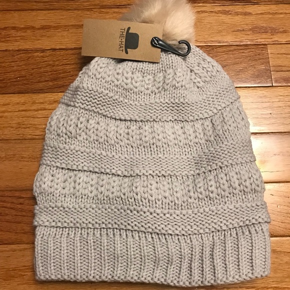Winter knit hats with cozy lining - Picture 5 of 8